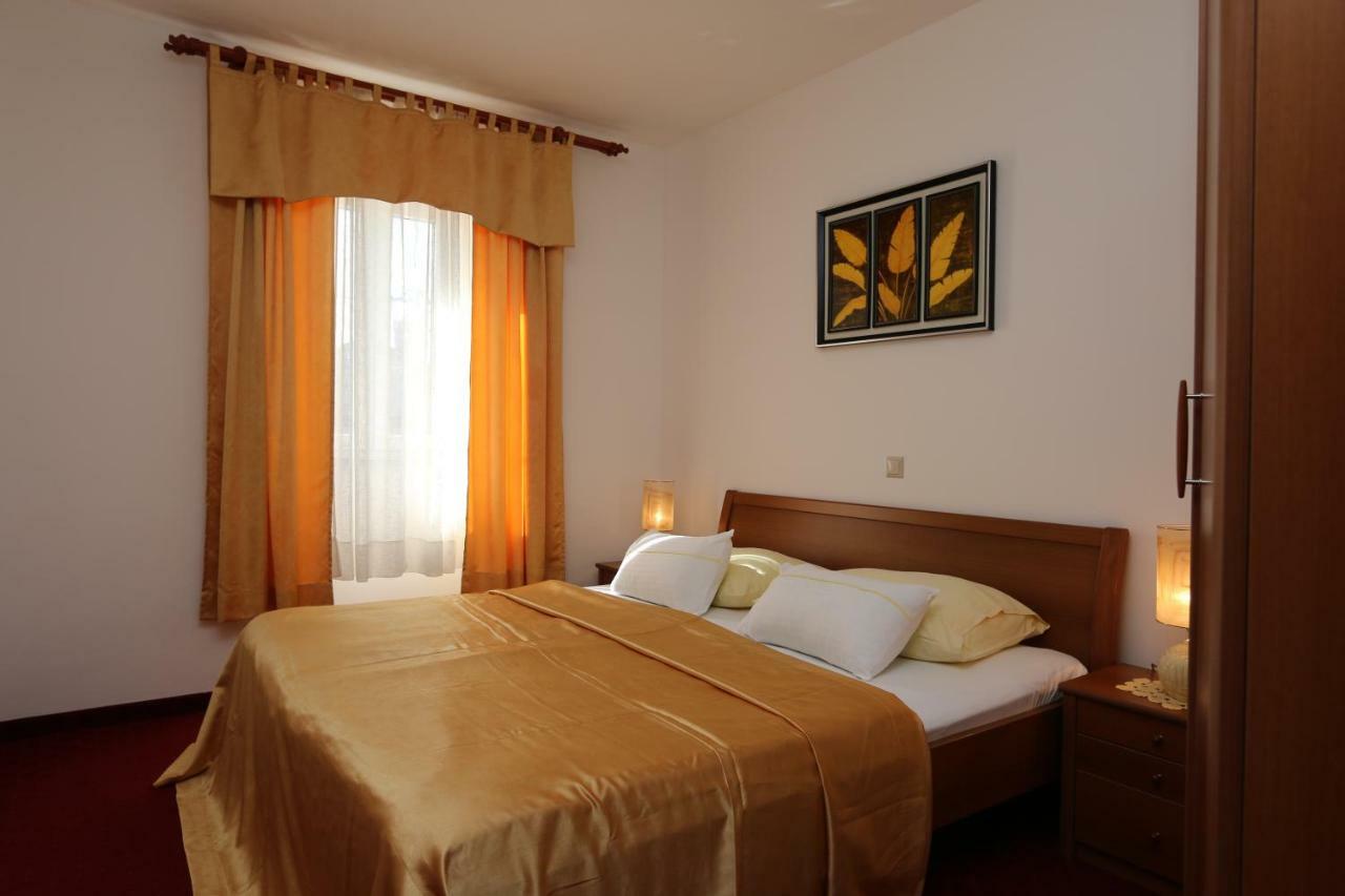 Apartmani Dani Malinska Luaran gambar